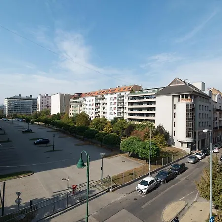 Loft Studio Dandar With Free Parking Apartment